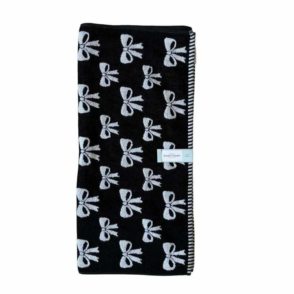 Style Sanctuary chic black